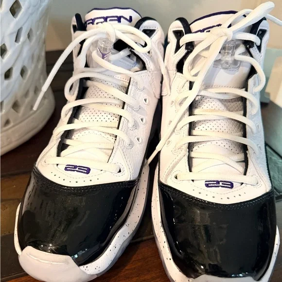 Jordan B'Loyal White and Purple Sneakers - Picture 2 of 16